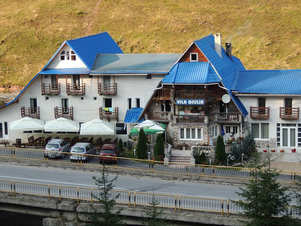 Vila Giulia Arieşeni Exteriör bild